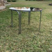 Table basse tubulaire en chrome, années 1960