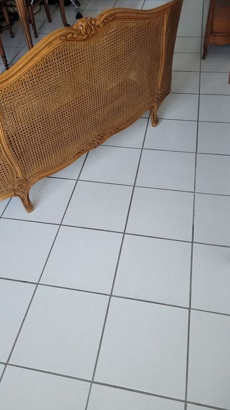 Wooden bed bumper