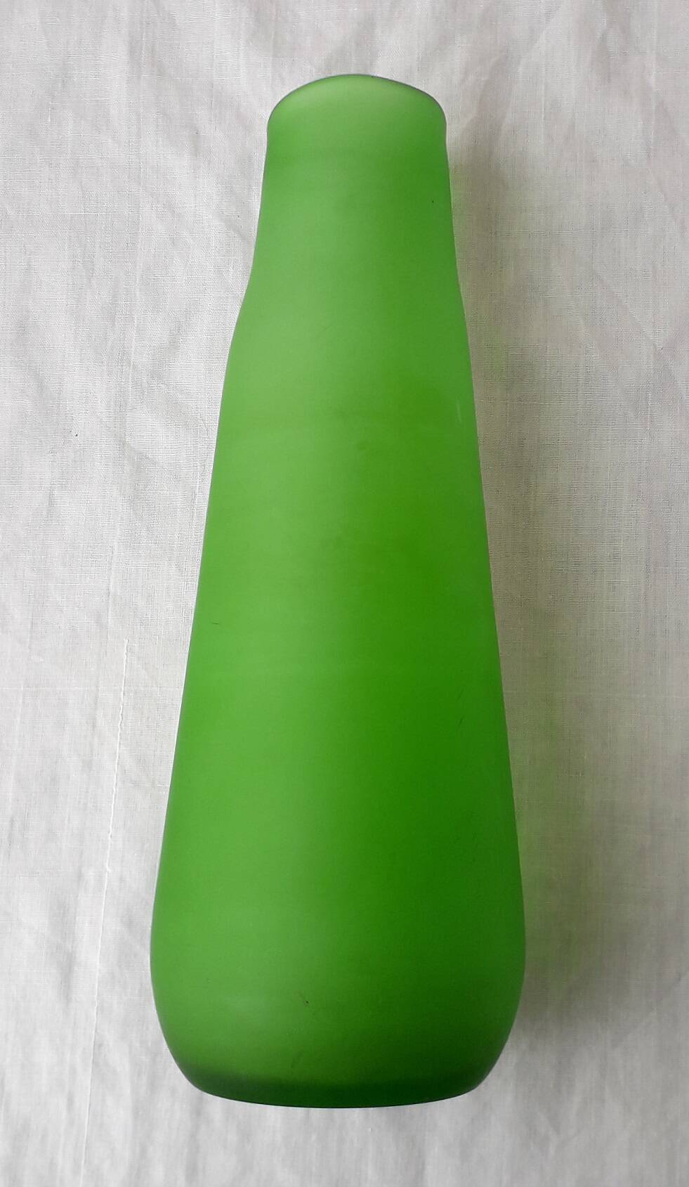 Glass paste vase