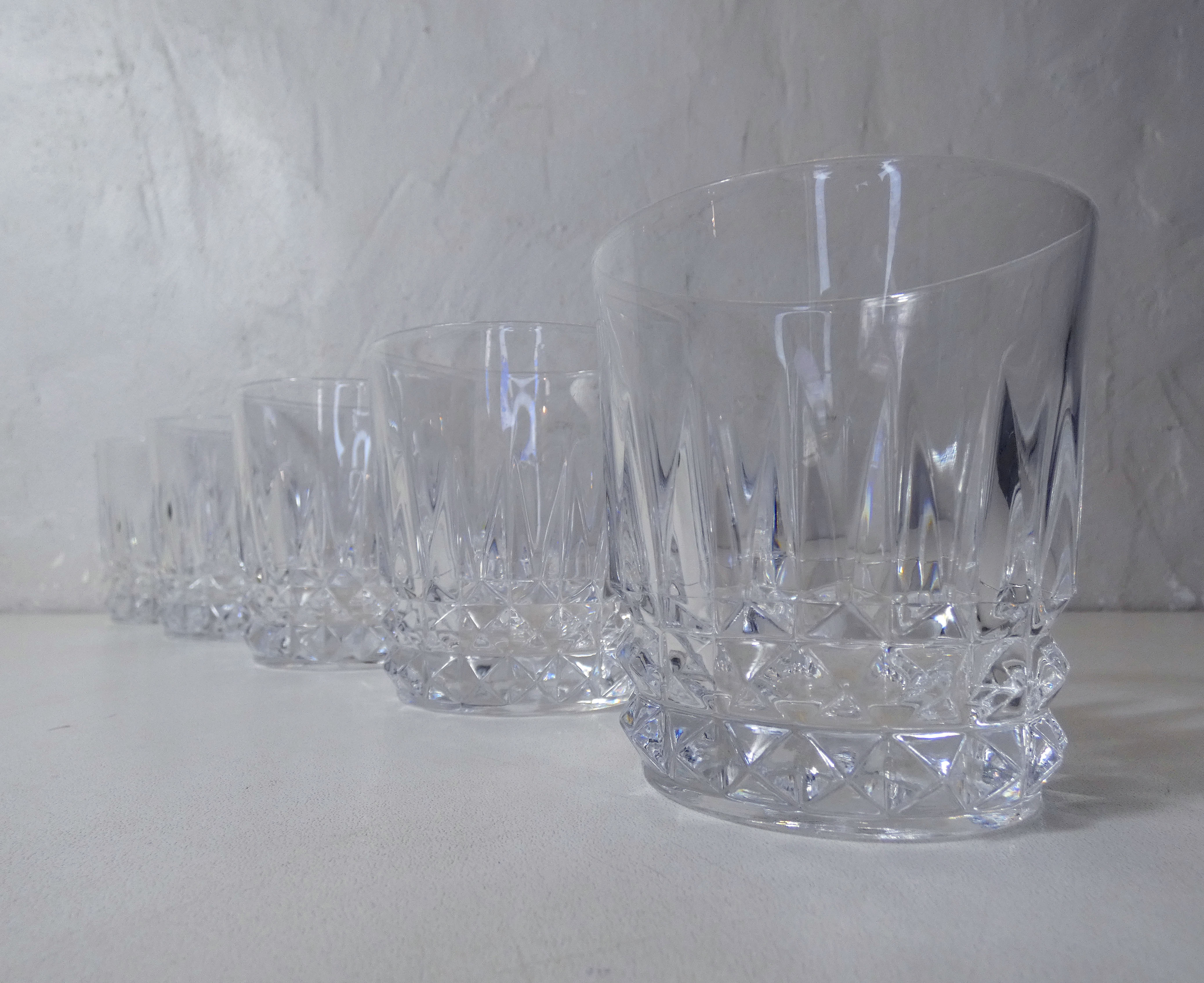 5 crystal whiskey glasses