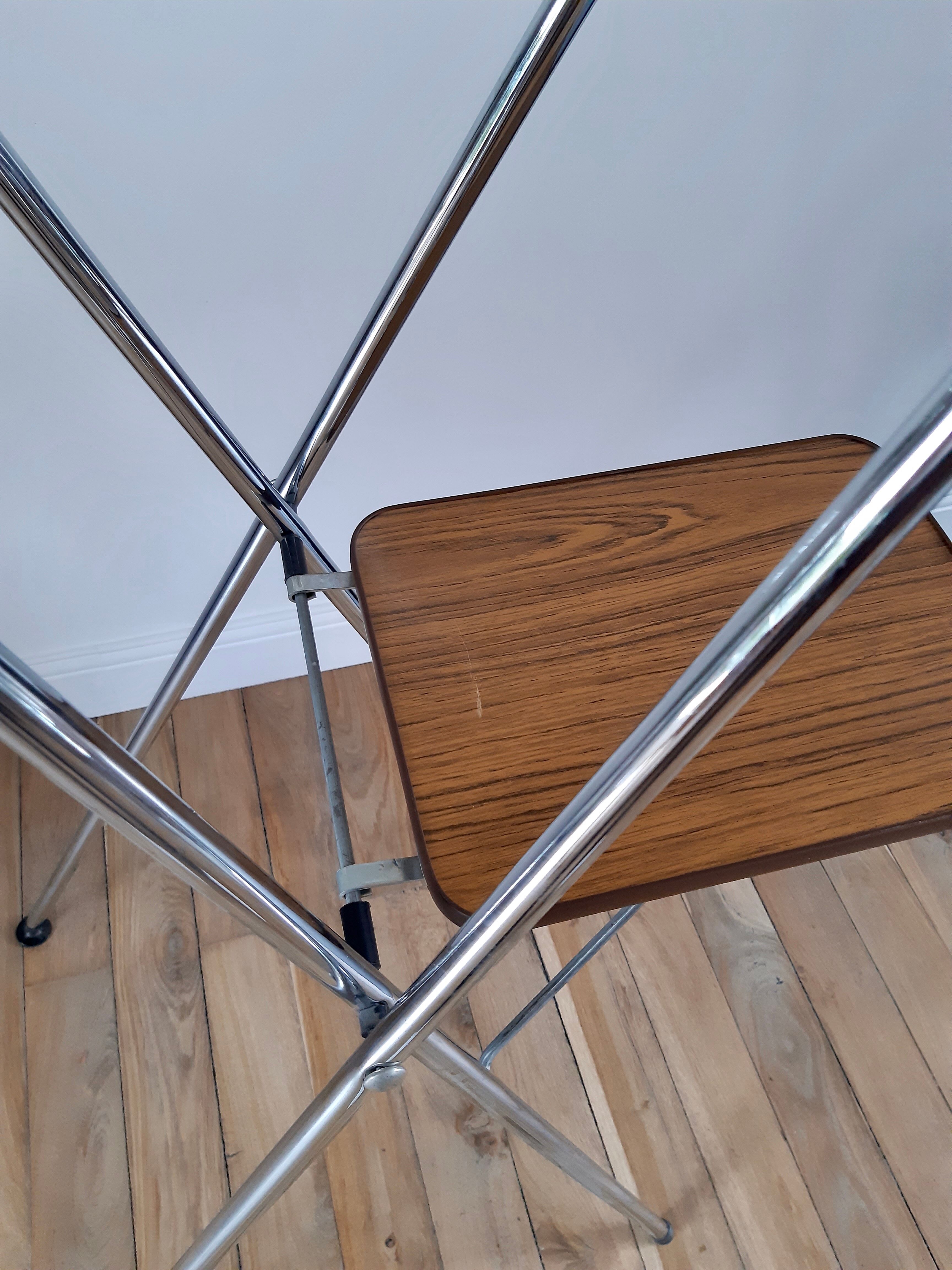 Side table / formica plant door