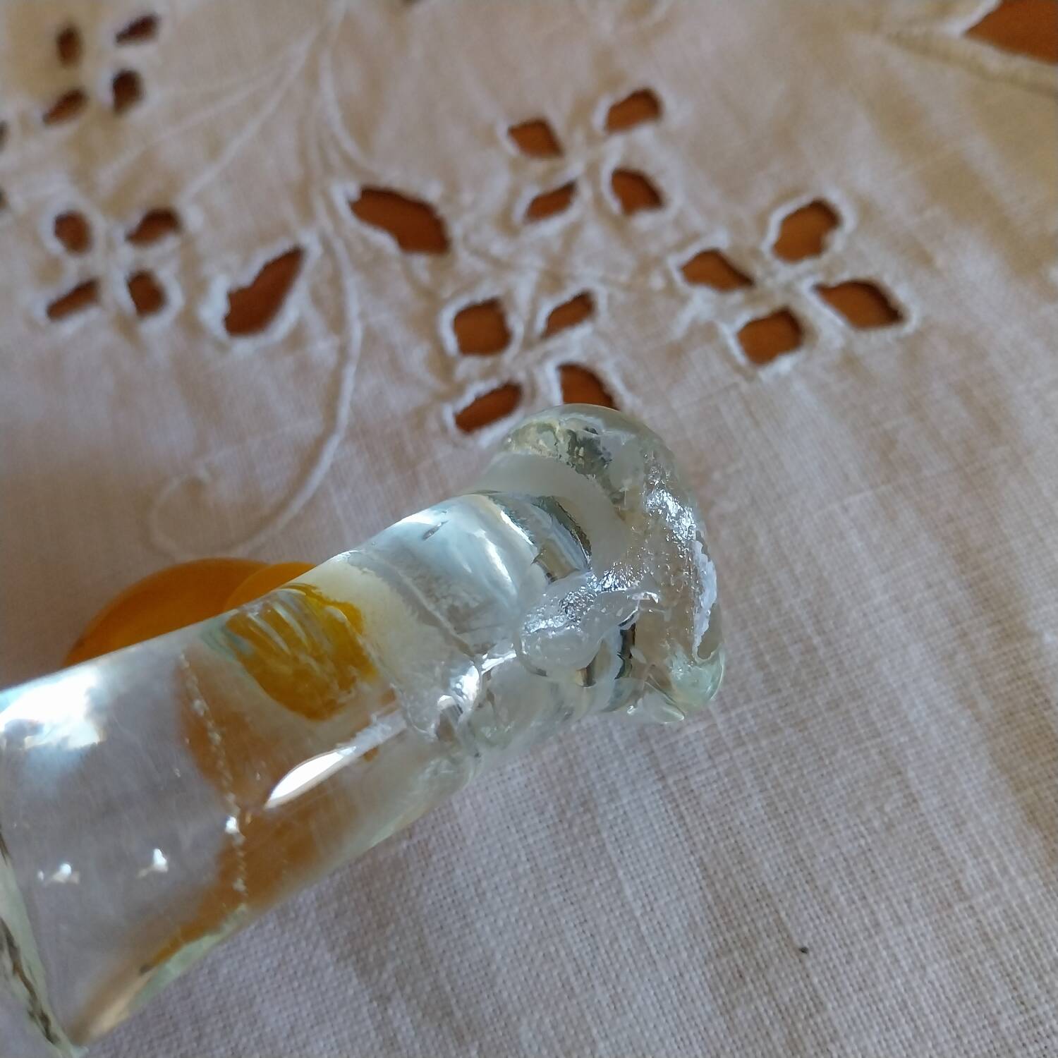 Blown glass knife rests