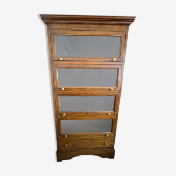 Showcase cabinet