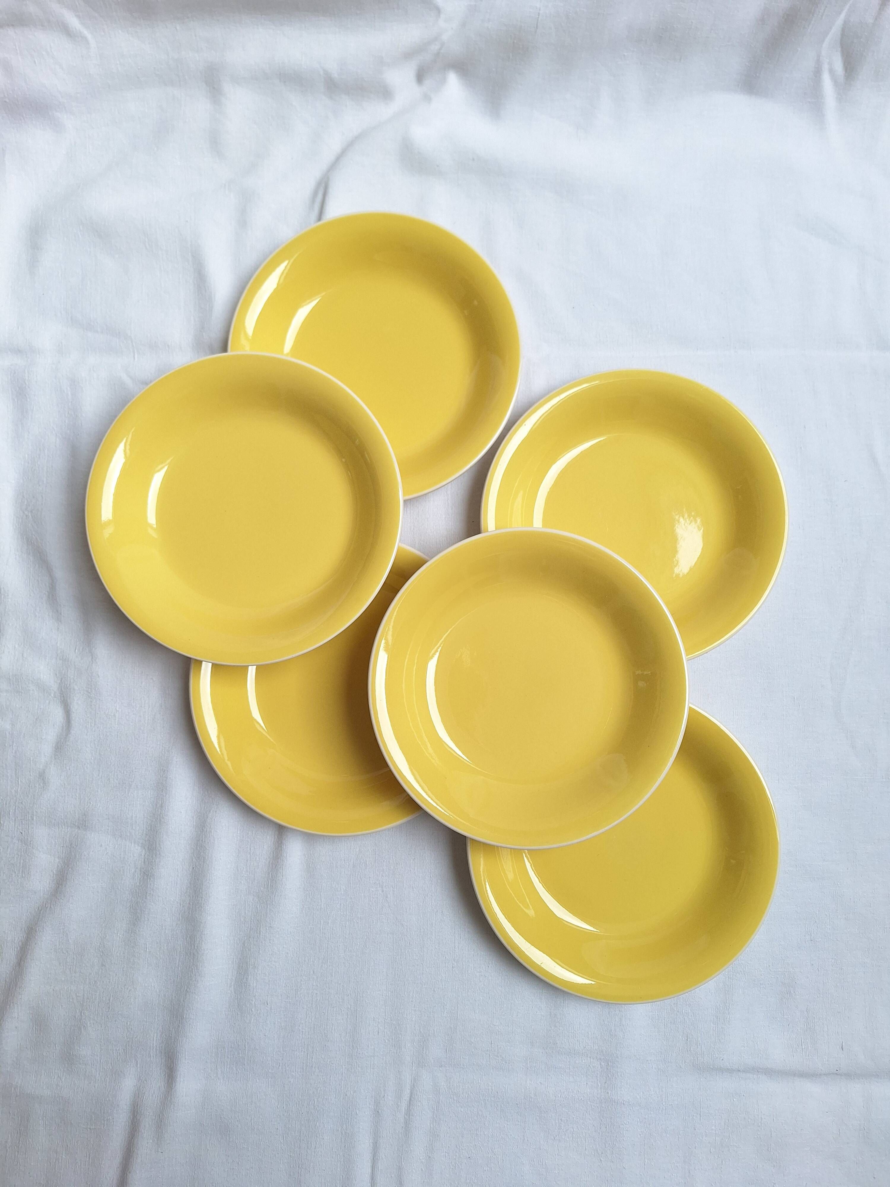 Deep plates or salad plates Villeroy & Boch yellow