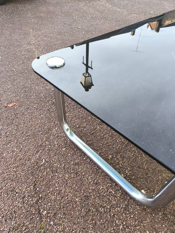 Table basse chromé et verre noir fumé space age italienne