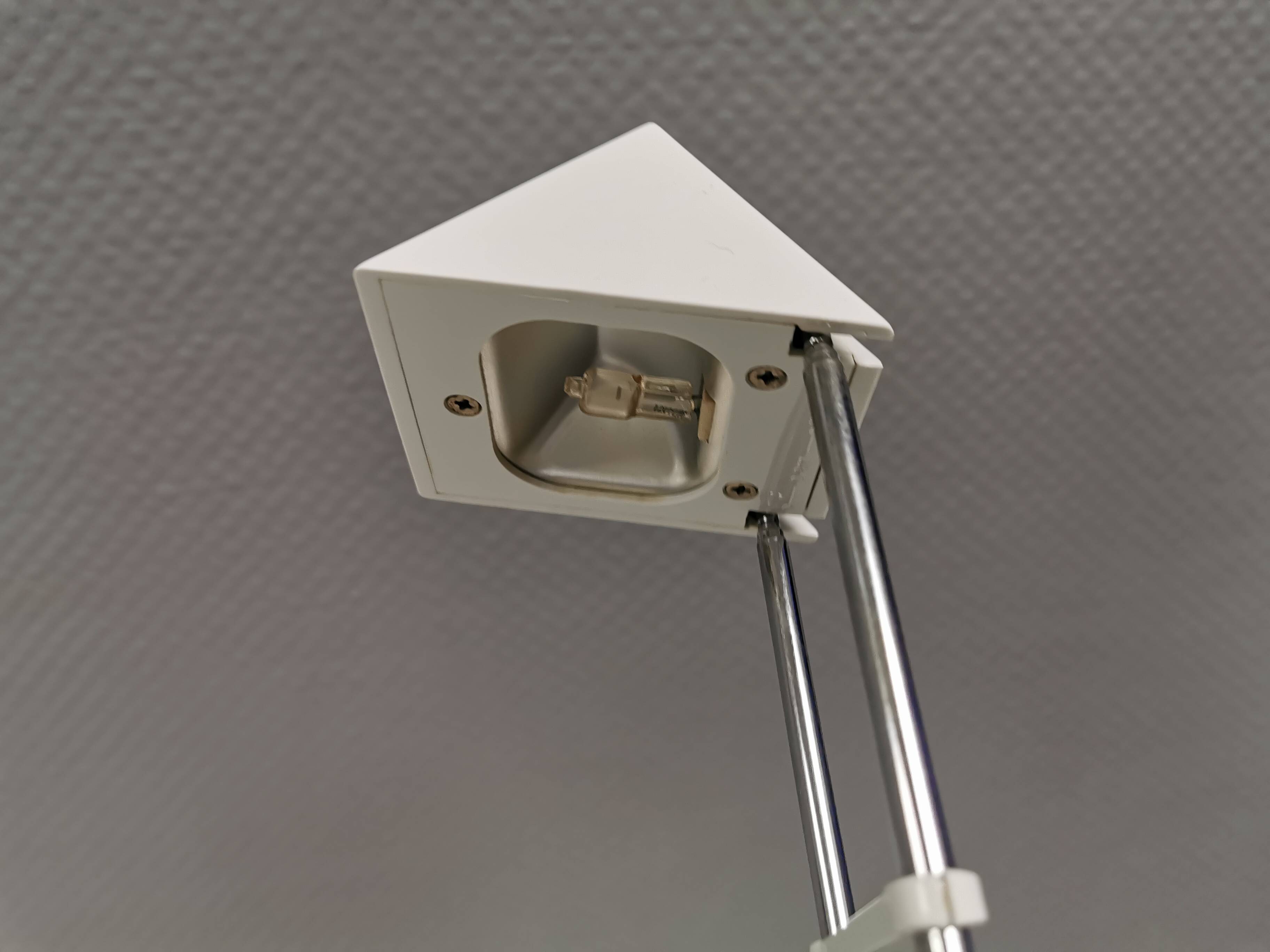 Vintage minimalist white telescopic adjustable lamp from Ikea Sweden 1991