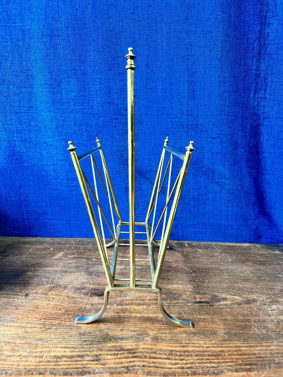 Neoclassical brass magazine rack. Maison Jansen. 1940s.