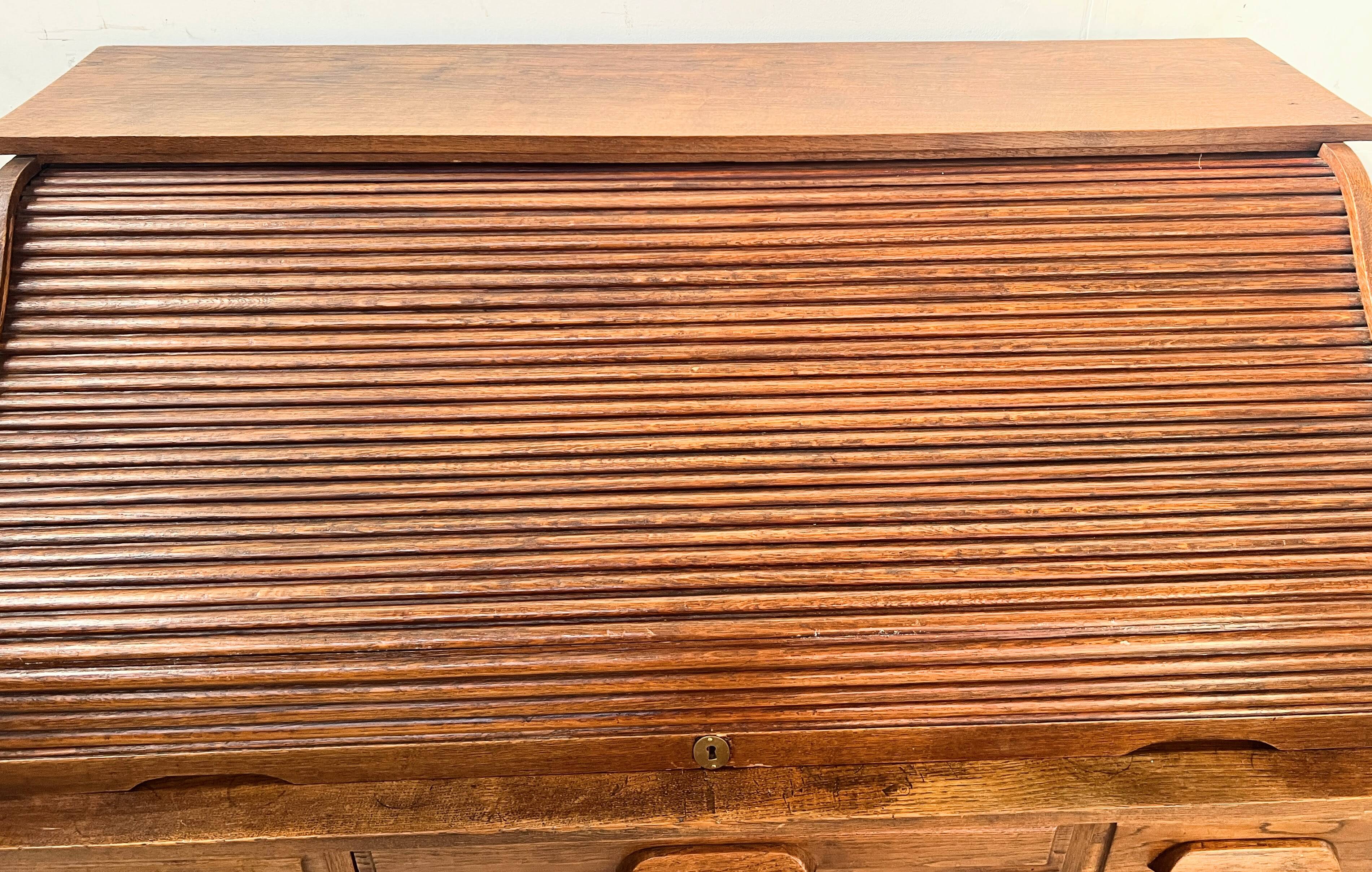 American desk in solid oak, 20th century