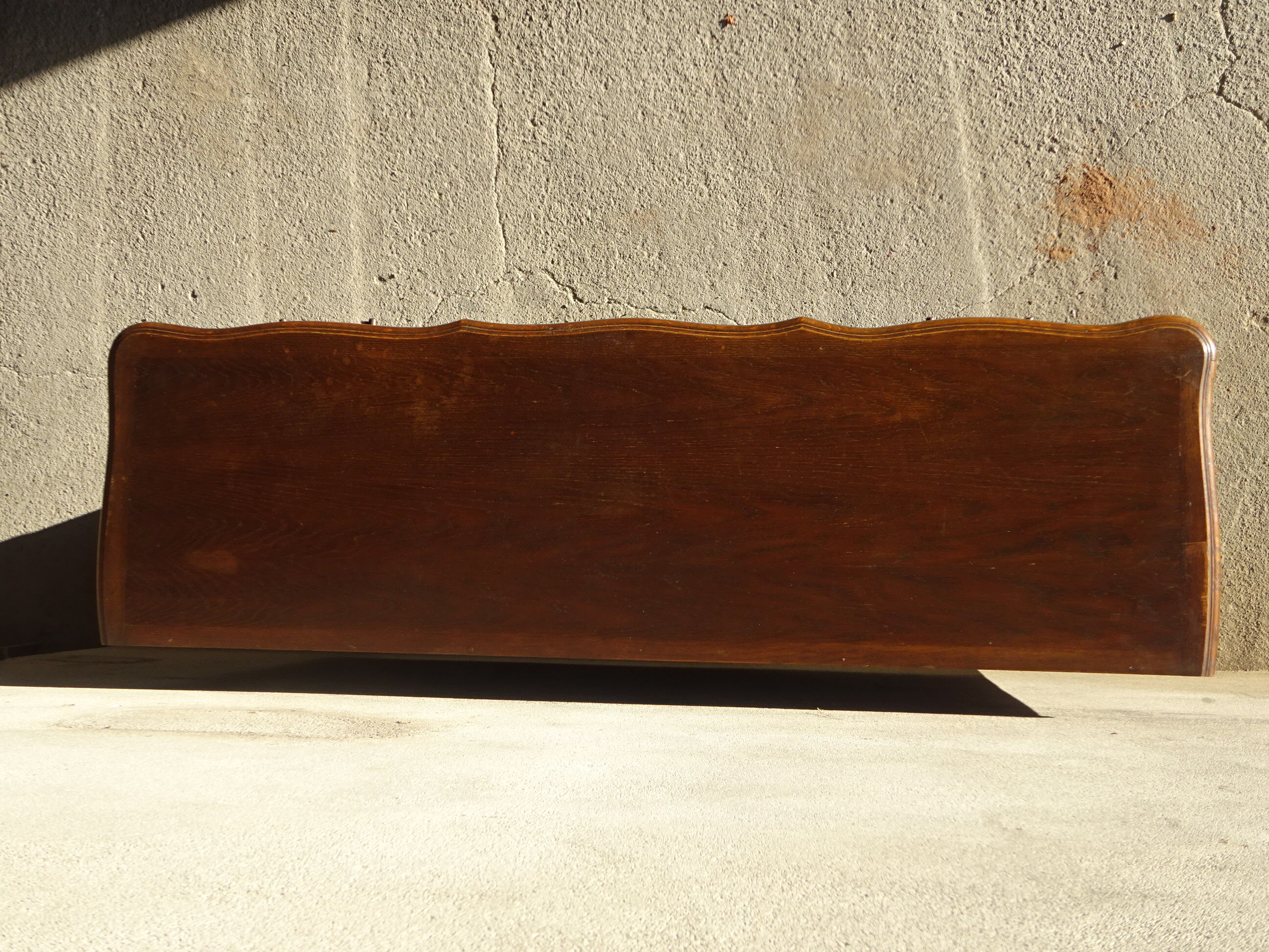 Provençal style oak enfilade