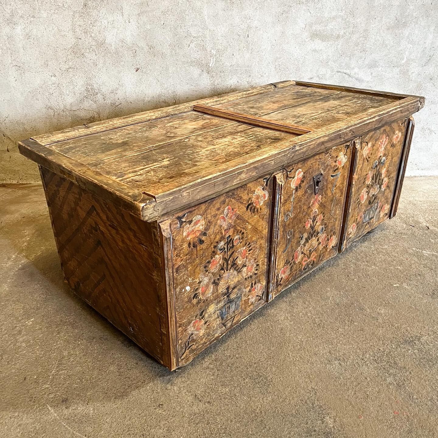 18th century painted folk chest
