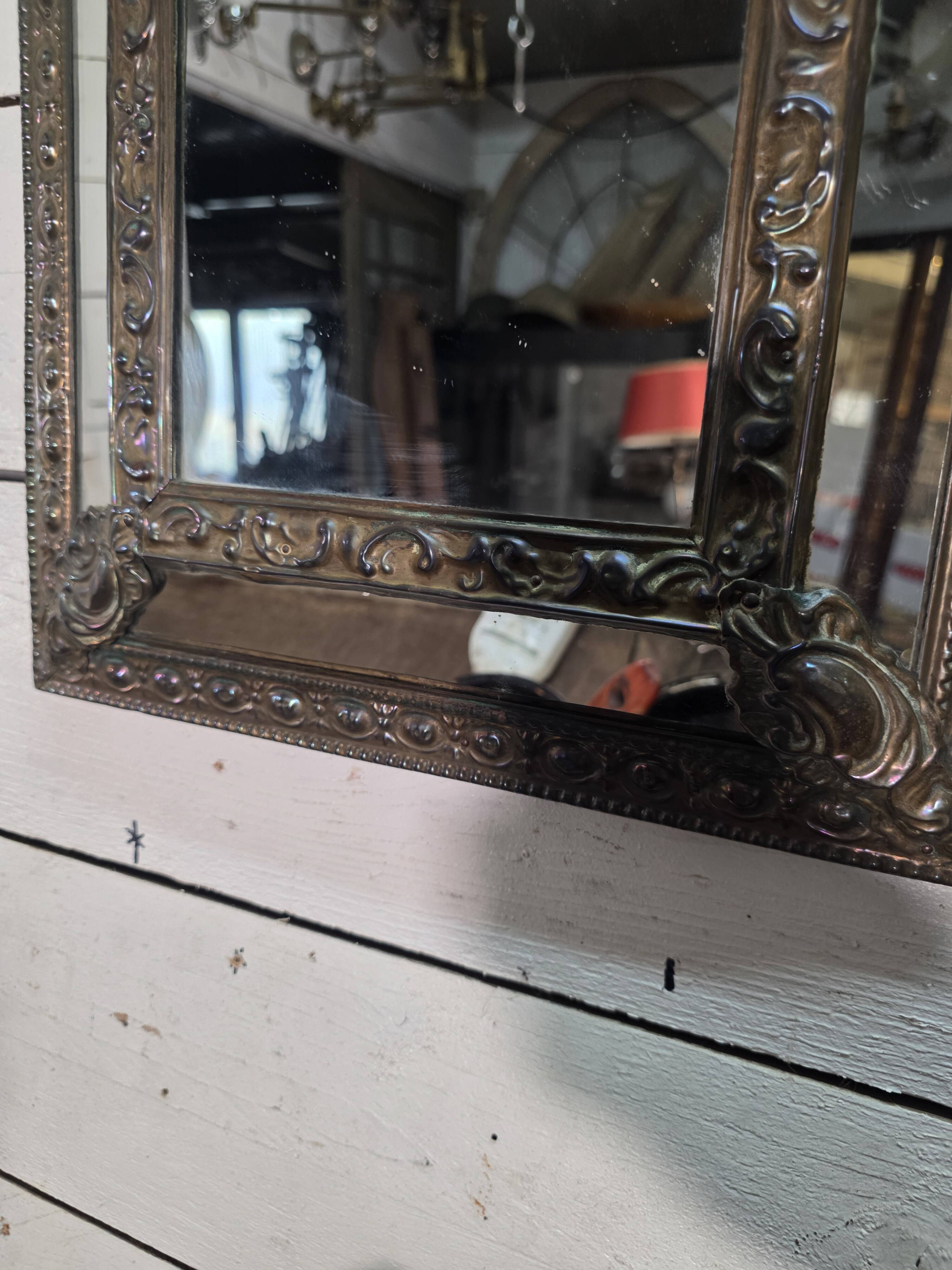 Miroir en laiton à parcloses du XIXe