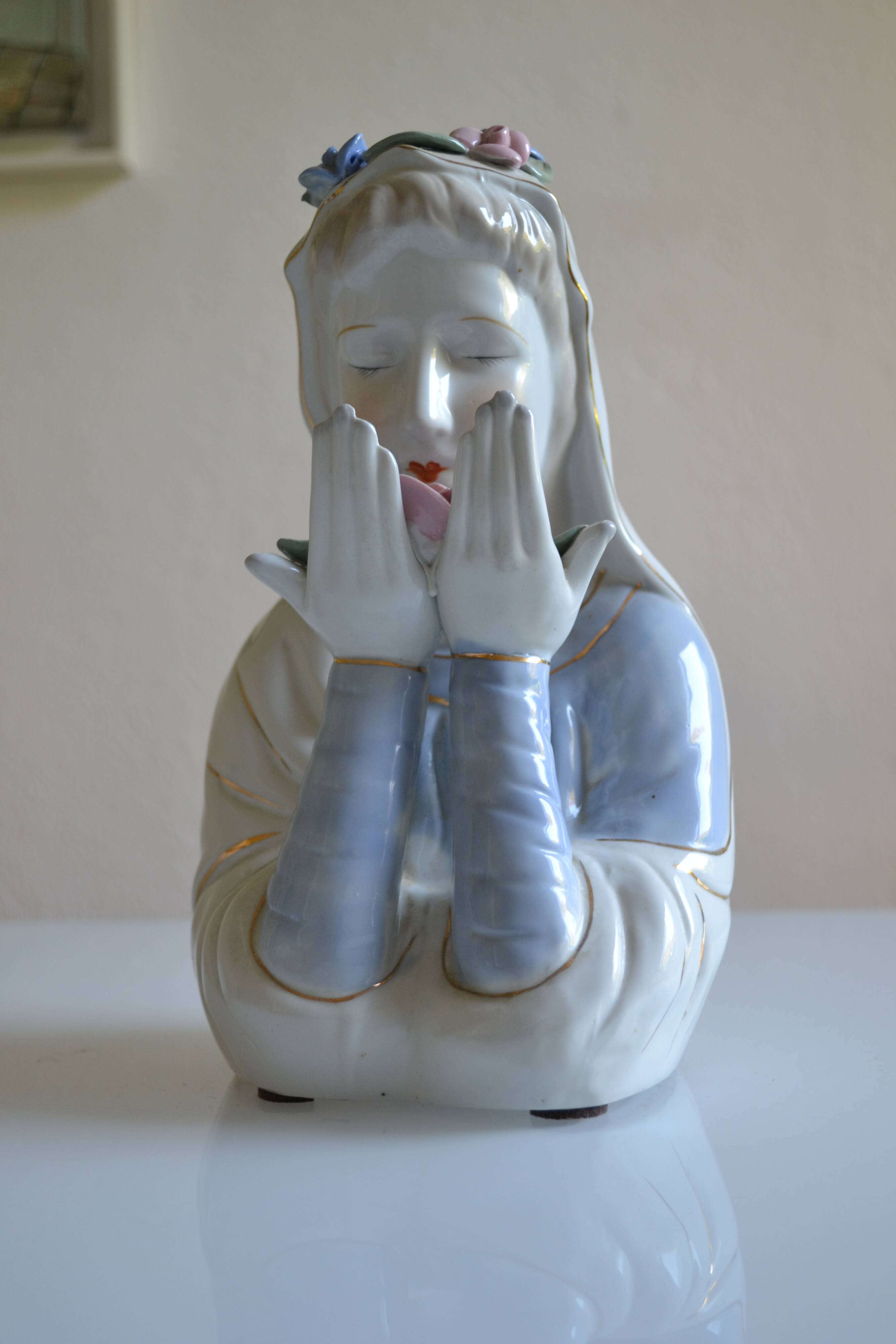 Virgin Mary statue bust in polychrome porcelain Virgin with crown of roses