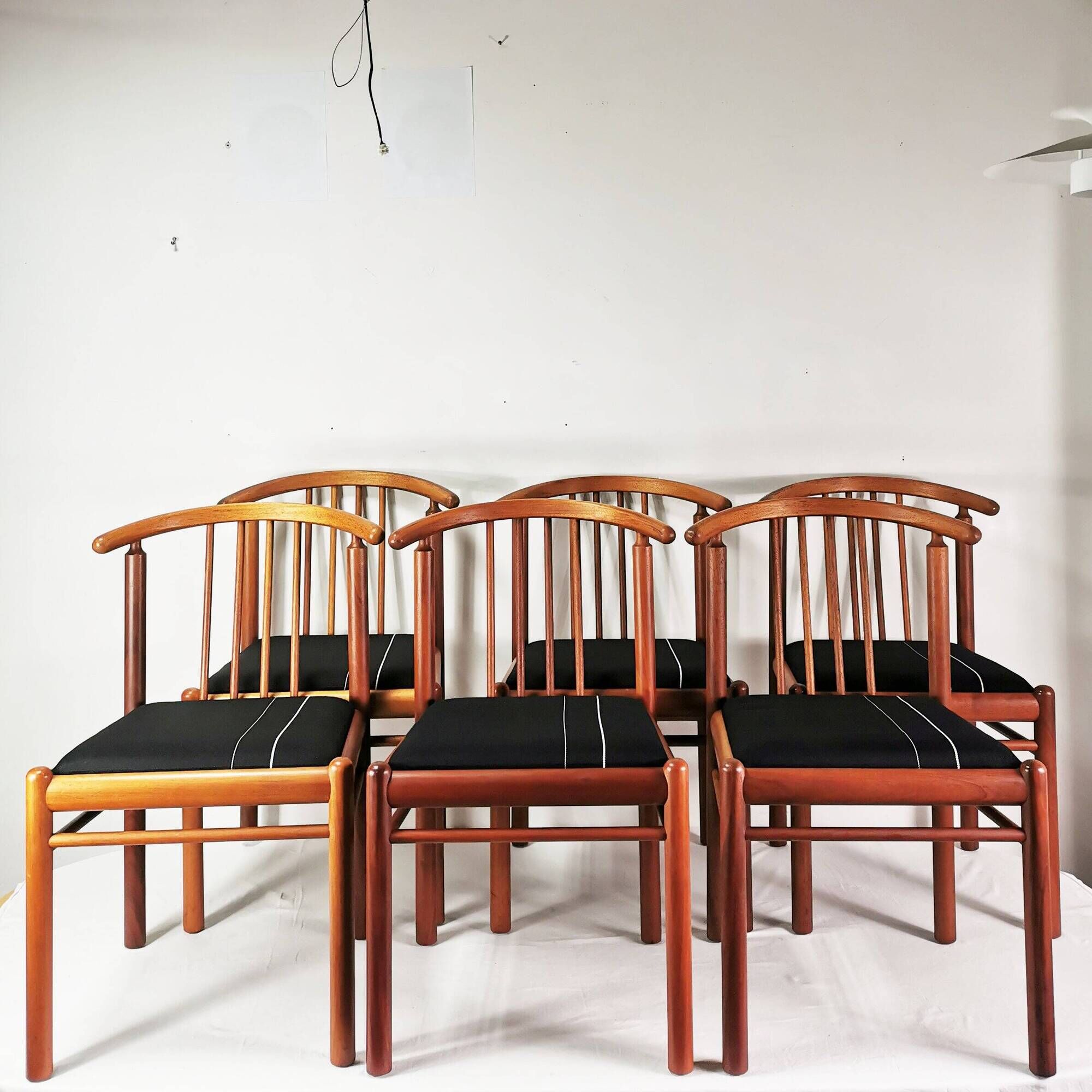 Ensemble de 6 chaises en teck, style Mid-Century, Danemark, années 1970.