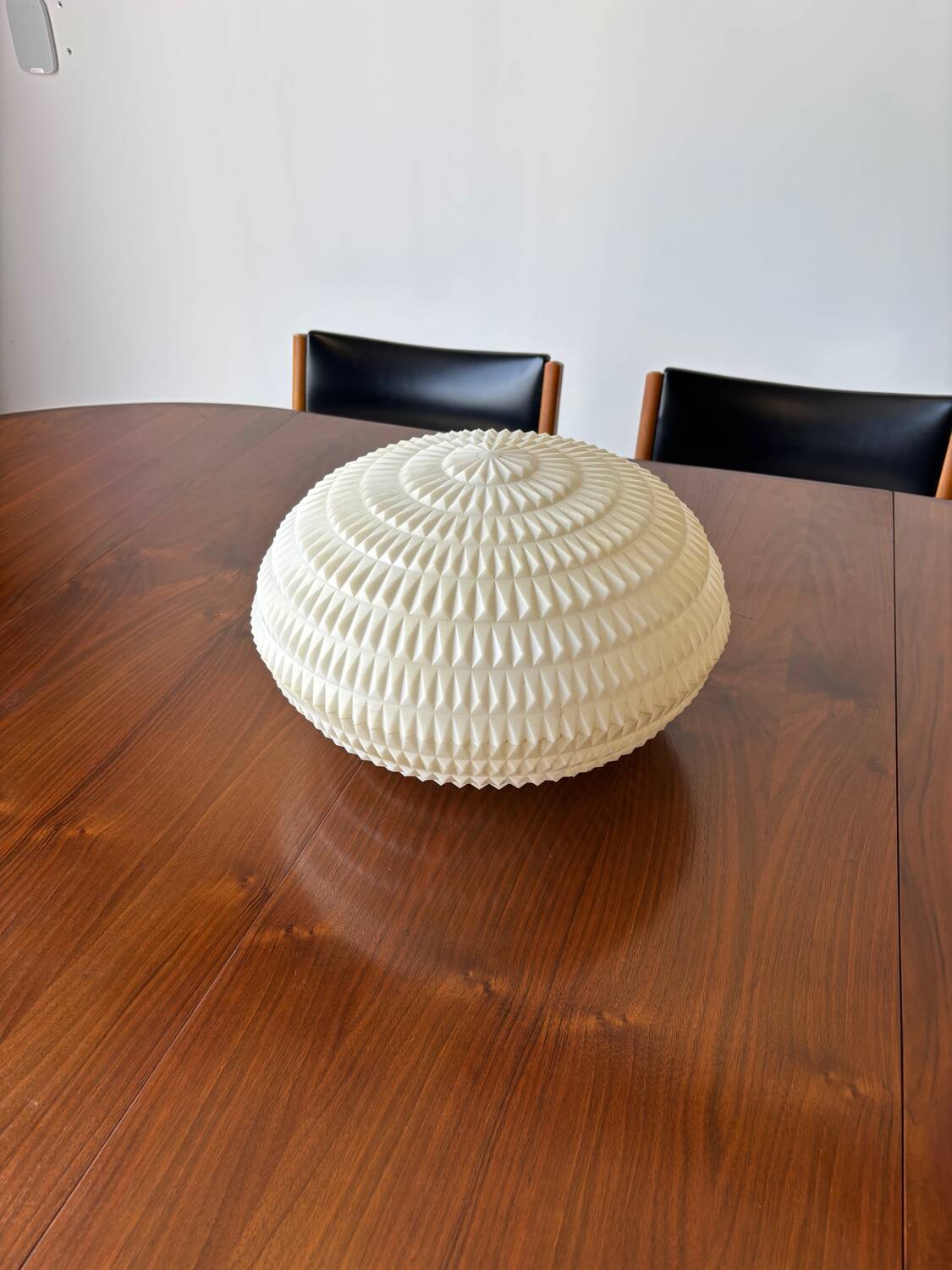 Pendant lamp / chandelier by designer Aloys Gangkofner for Erco