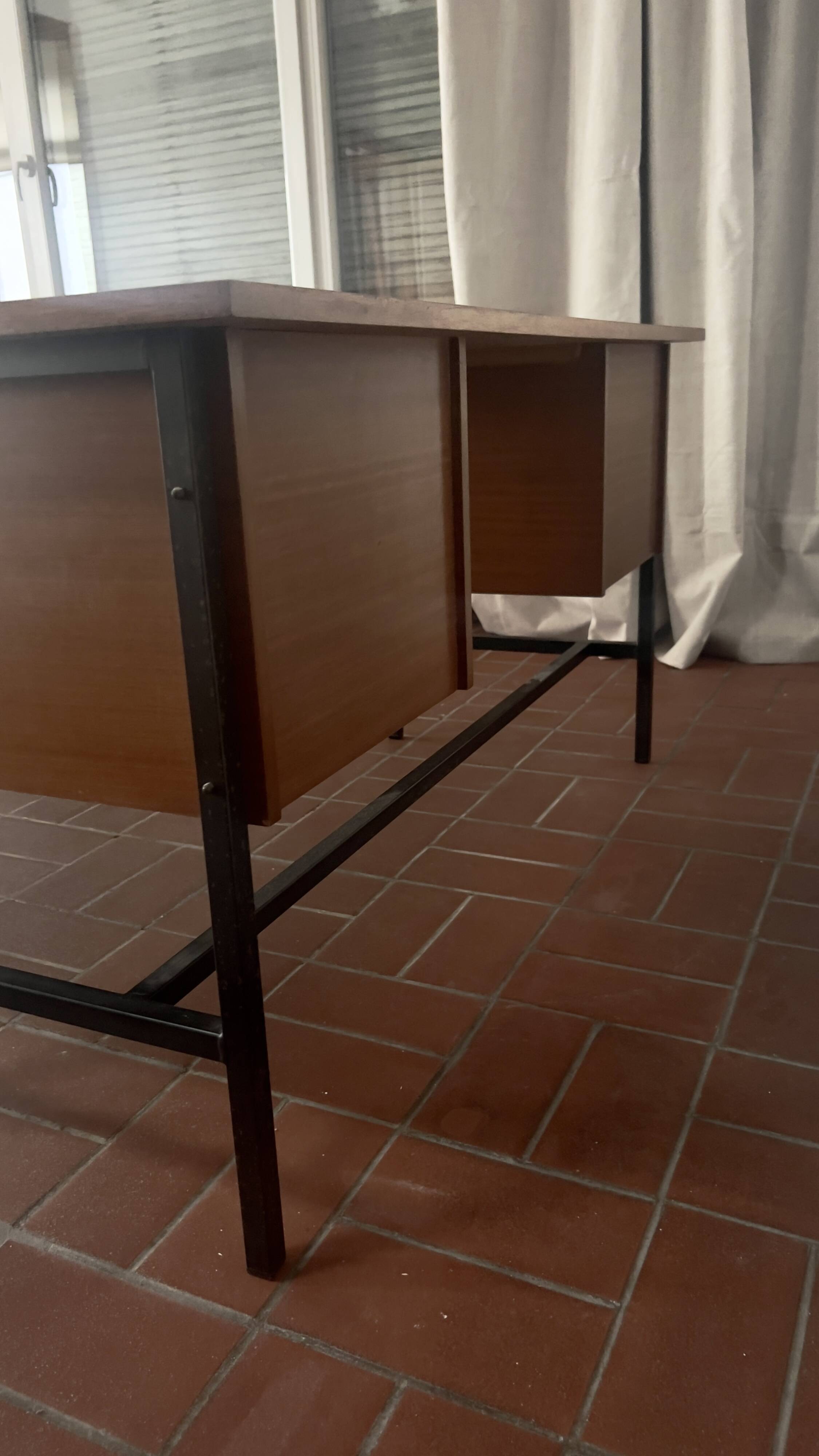 Modernist desk