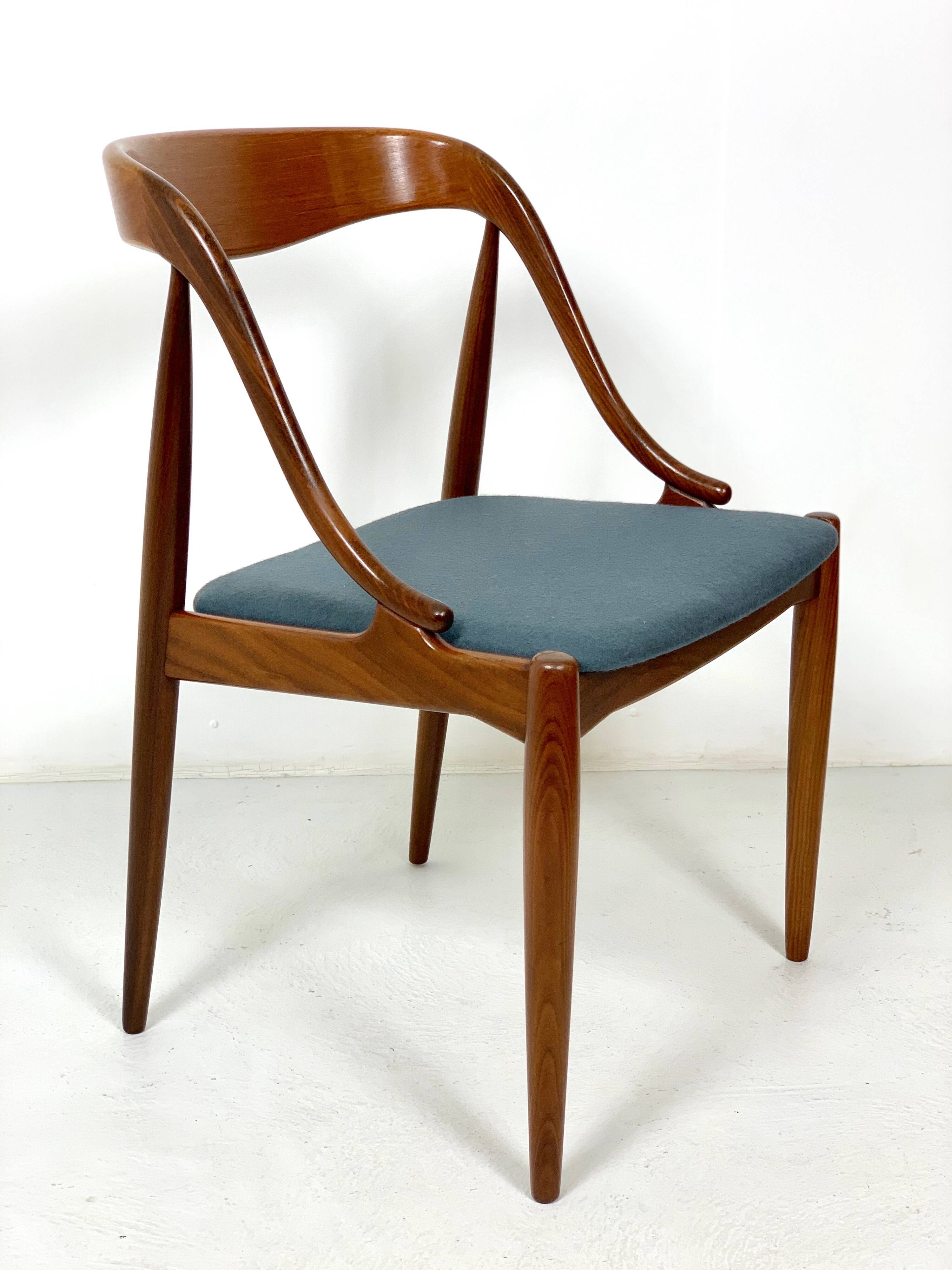 Dining chair model 16 by Johannes Andersen for Uldum, 1960