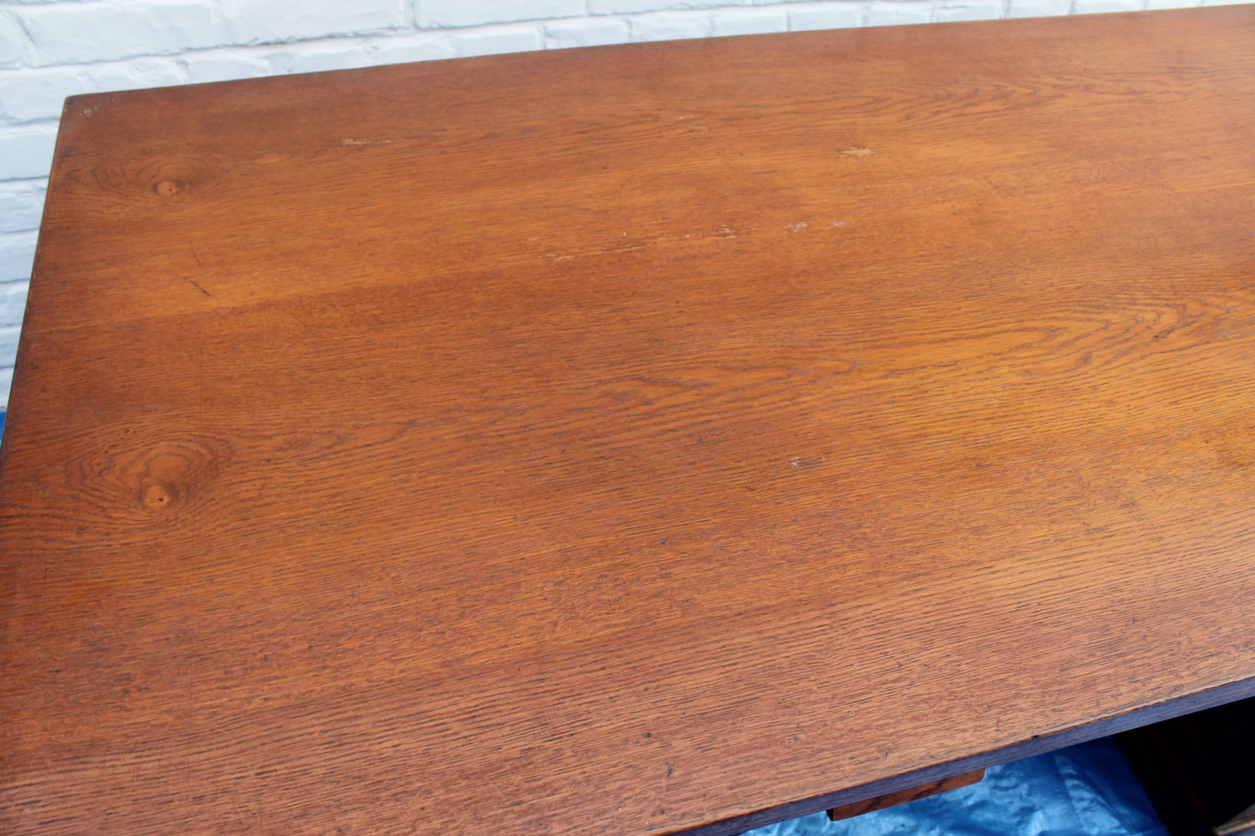 Former Minister coffered desk double