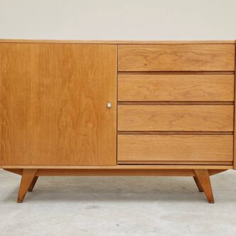 Buffet U-458 chêne par Jiri Jiroutek pour Interier Praha 1960