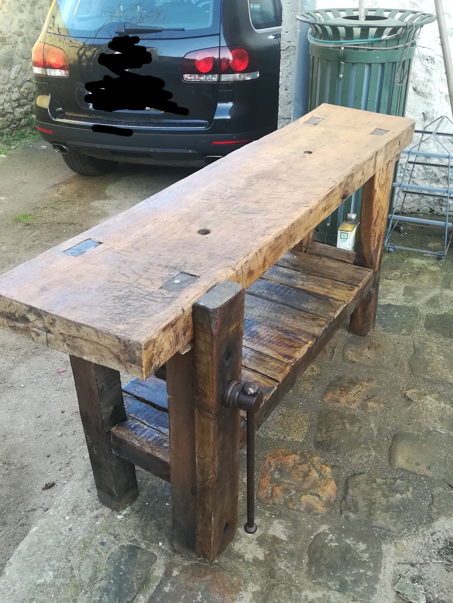 Carpenter established l 160 cm