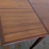 Scandinavian table with extensions