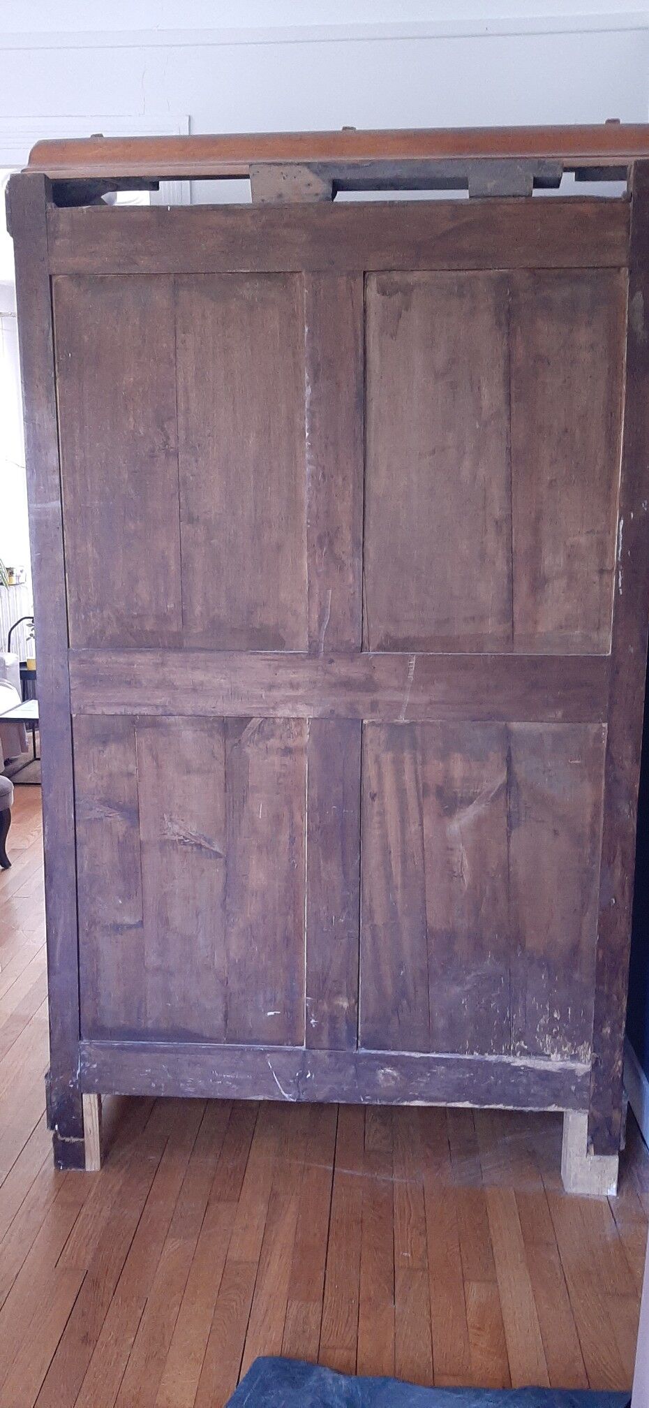 Armoire Louis Philippe