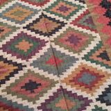 Kilim rug in jute and cotton. 150cm x 240cm