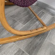 Chaise berçante de Ton