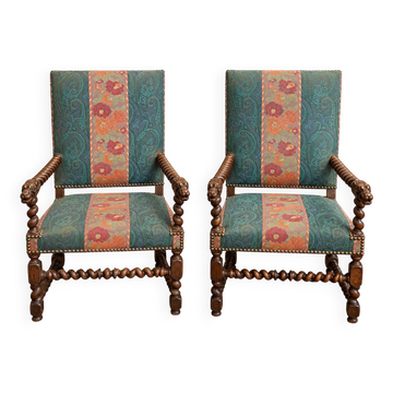 Pair of high-backed armchairs in turned wood – Carved armrests of
