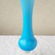 Vase bleu en opaline