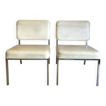 2 chaises vintage en skaï blanc et tube chromé - Design Mid-Century 70s