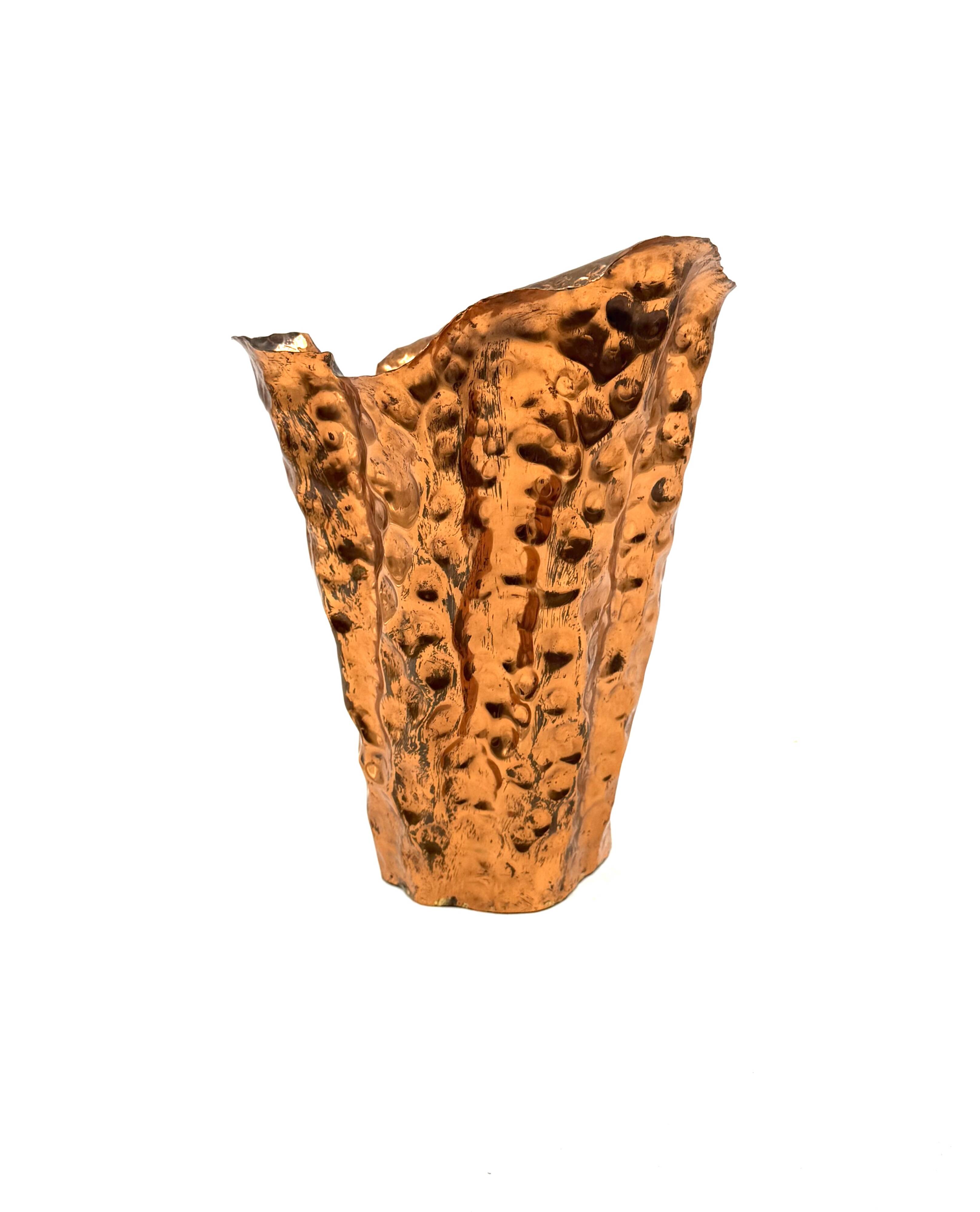 Angelo Bragalini, Mid-century copper vase, Bologna Italy 1960s