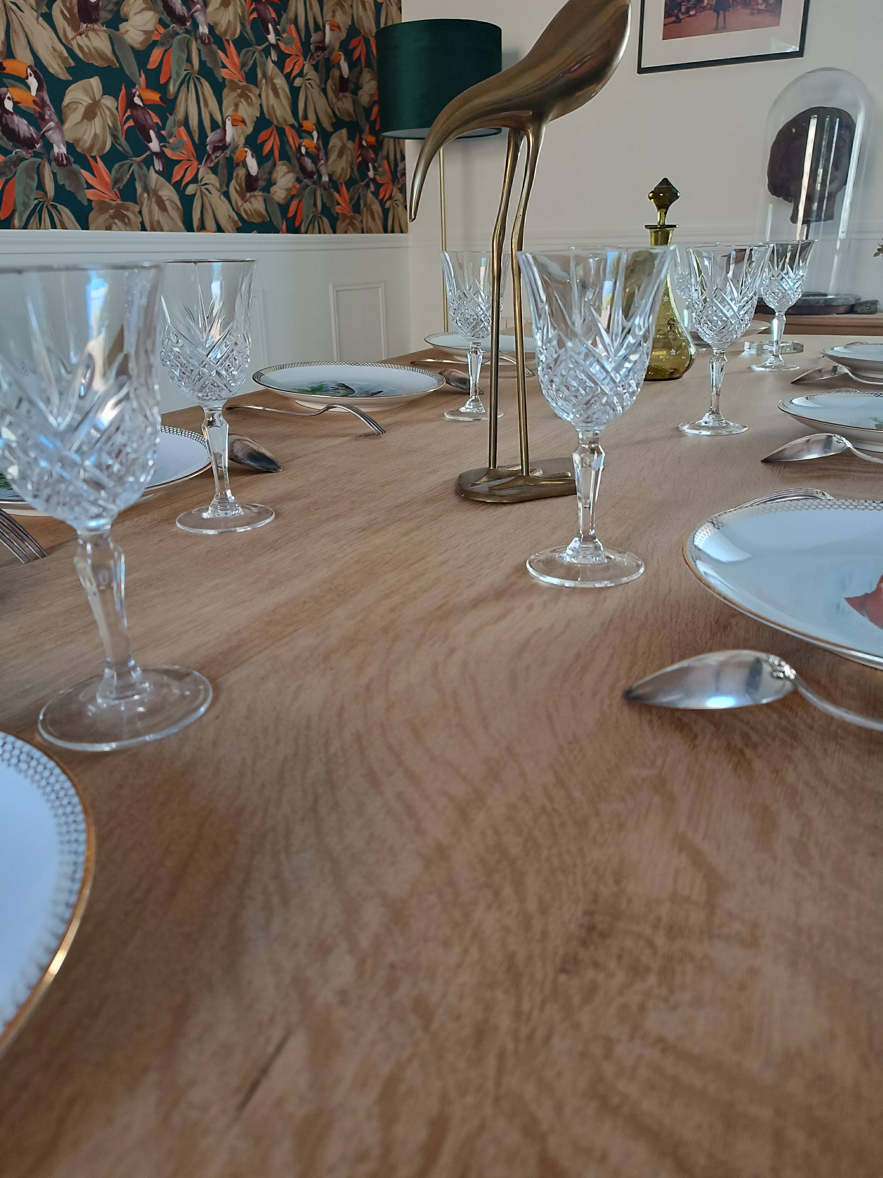 Farm table