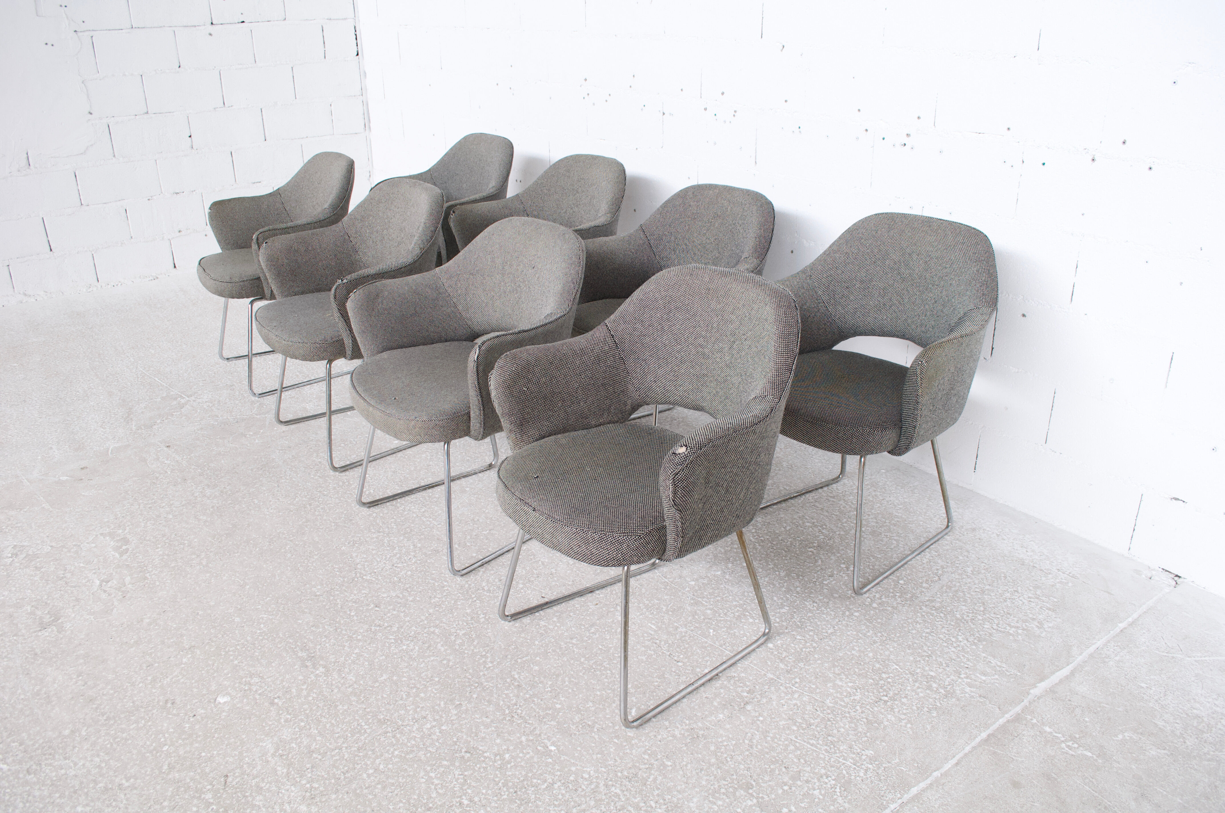 8 armchairs knoll international 60's Eero Saarinen