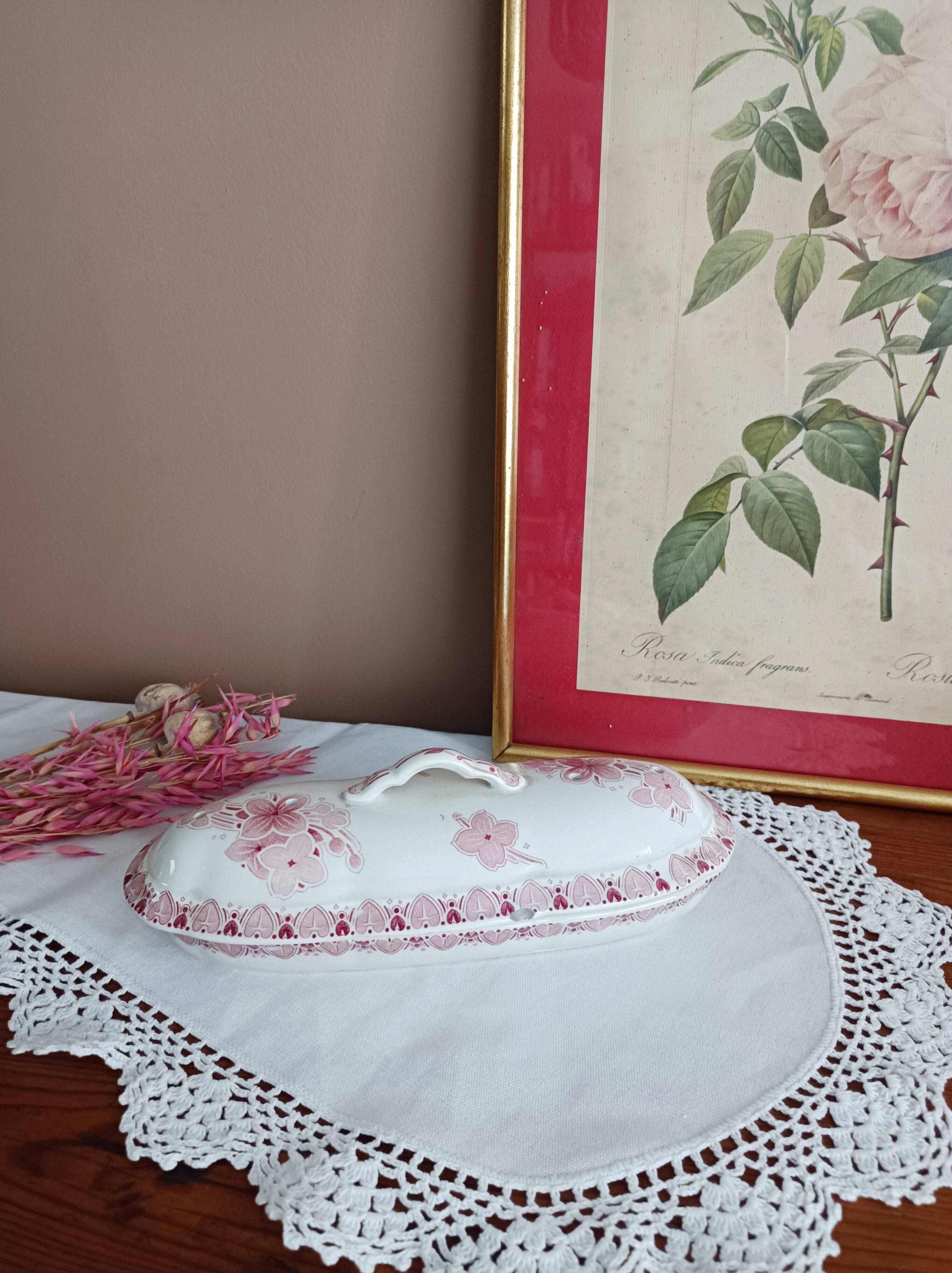 Soap dish, comb holder, ironstone, BFK, Lilac