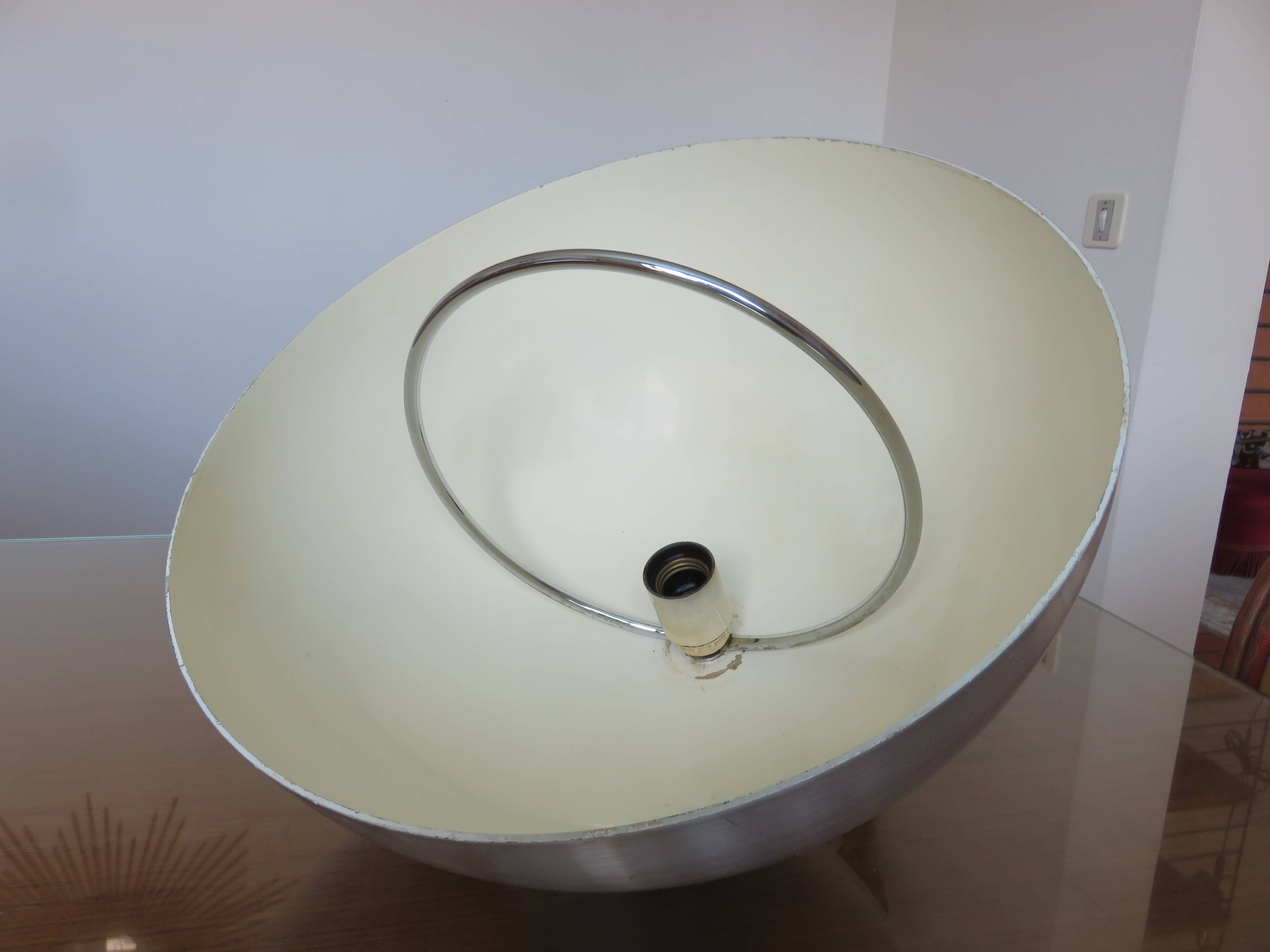 Suspension vintage monte et baisse en aluminium typique 1970