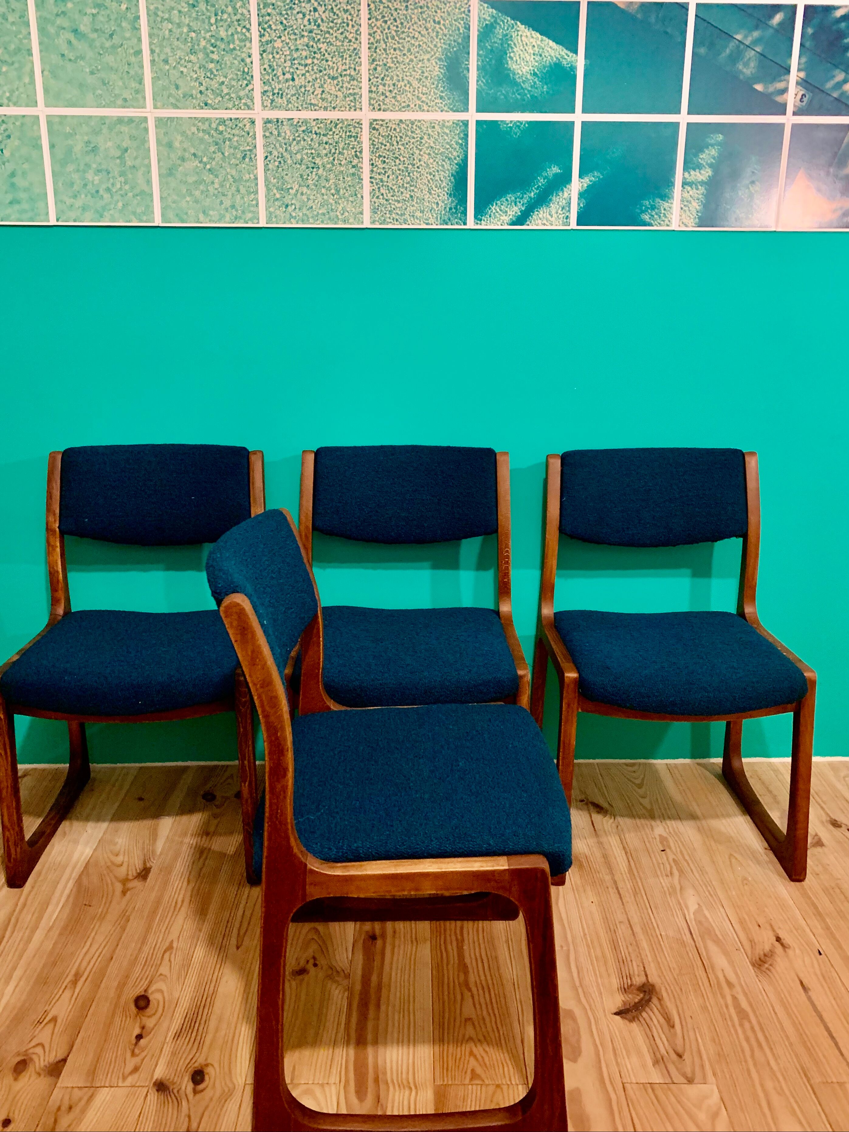 Set of 4 chairs sleigh vintage 1970