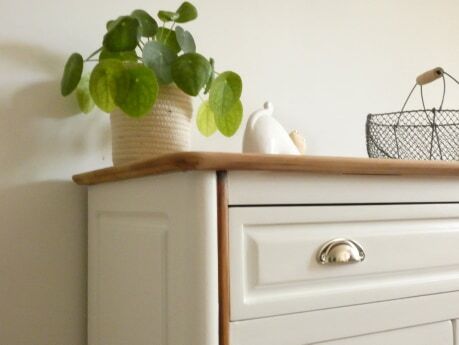 Buffet blanc et bois