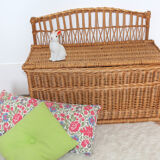 Bench wicker trunk