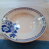 Assorted 18 old blue plates