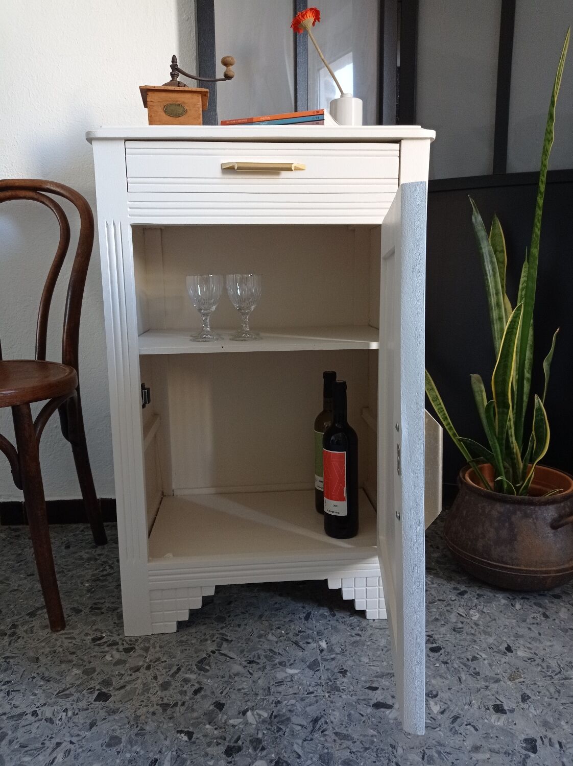 Art deco jam furniture