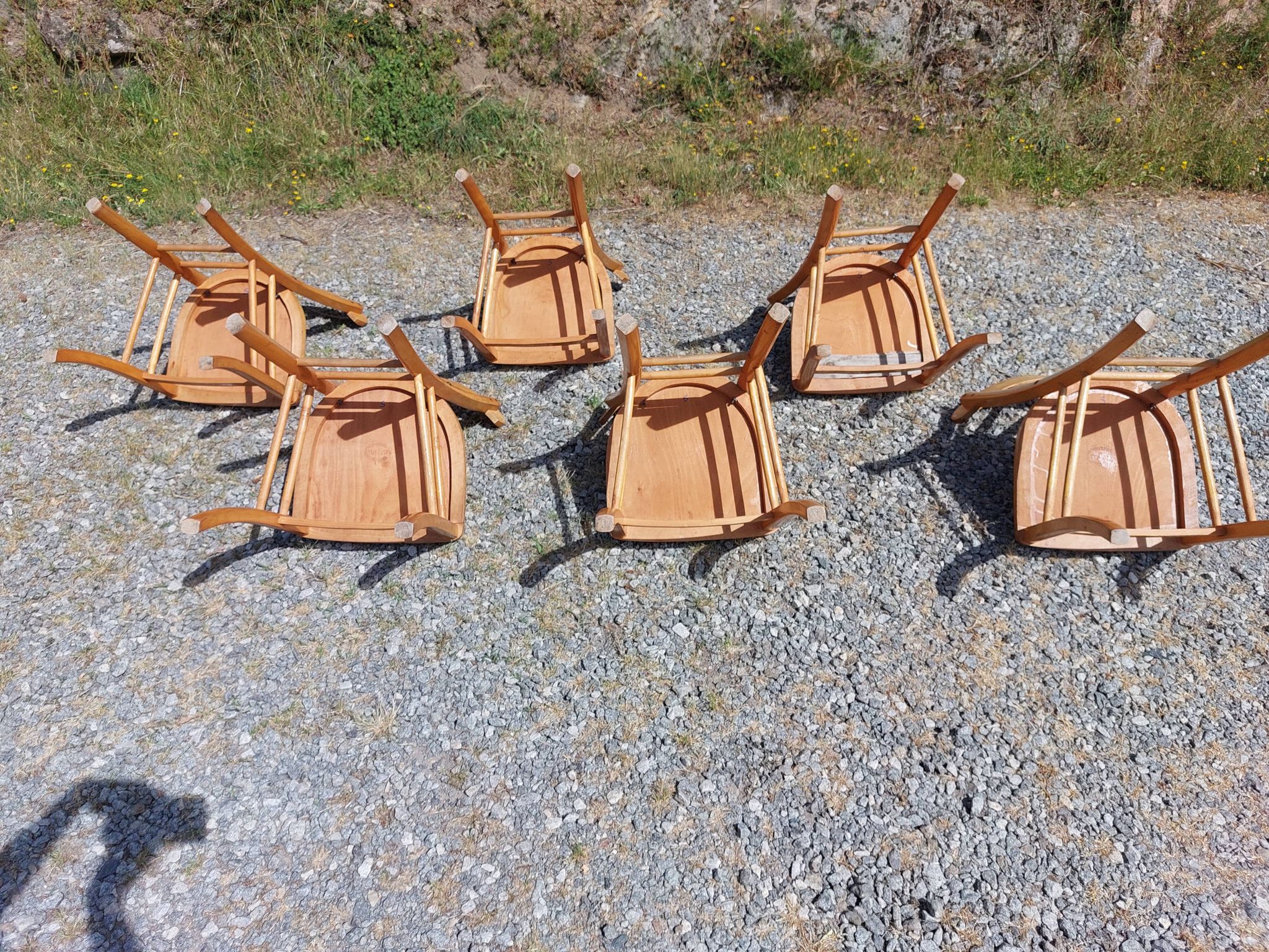 6 Luterma bistro chairs