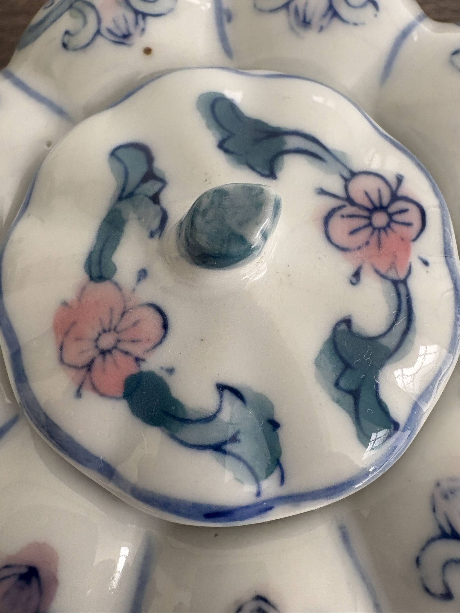 Boîte en porcelaine de Chine ancienne