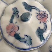Boîte en porcelaine de Chine ancienne