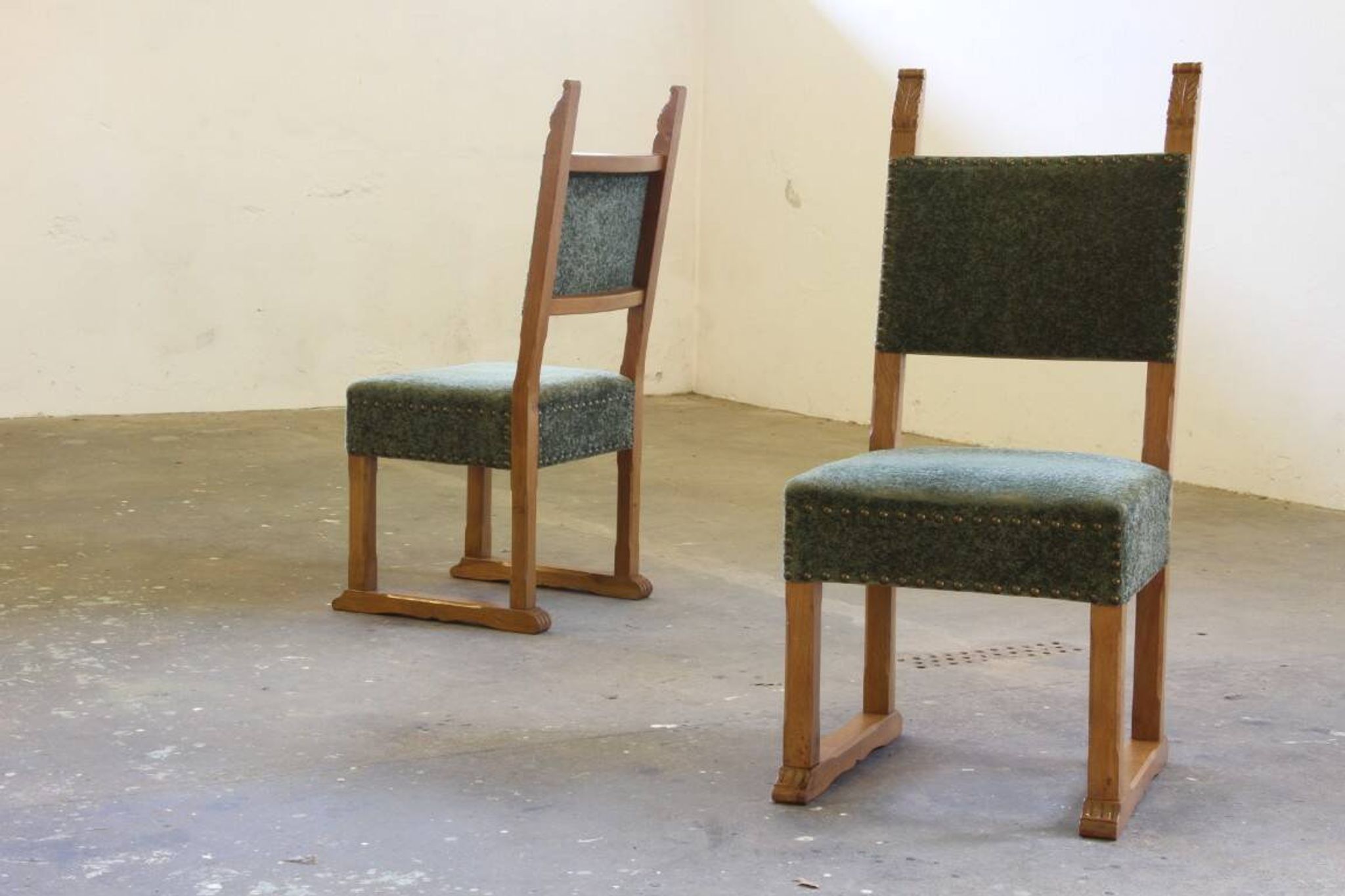 Vintage 1950s signature, solid oak dining throne chairs, Danish craftsmanship