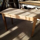 Farm table