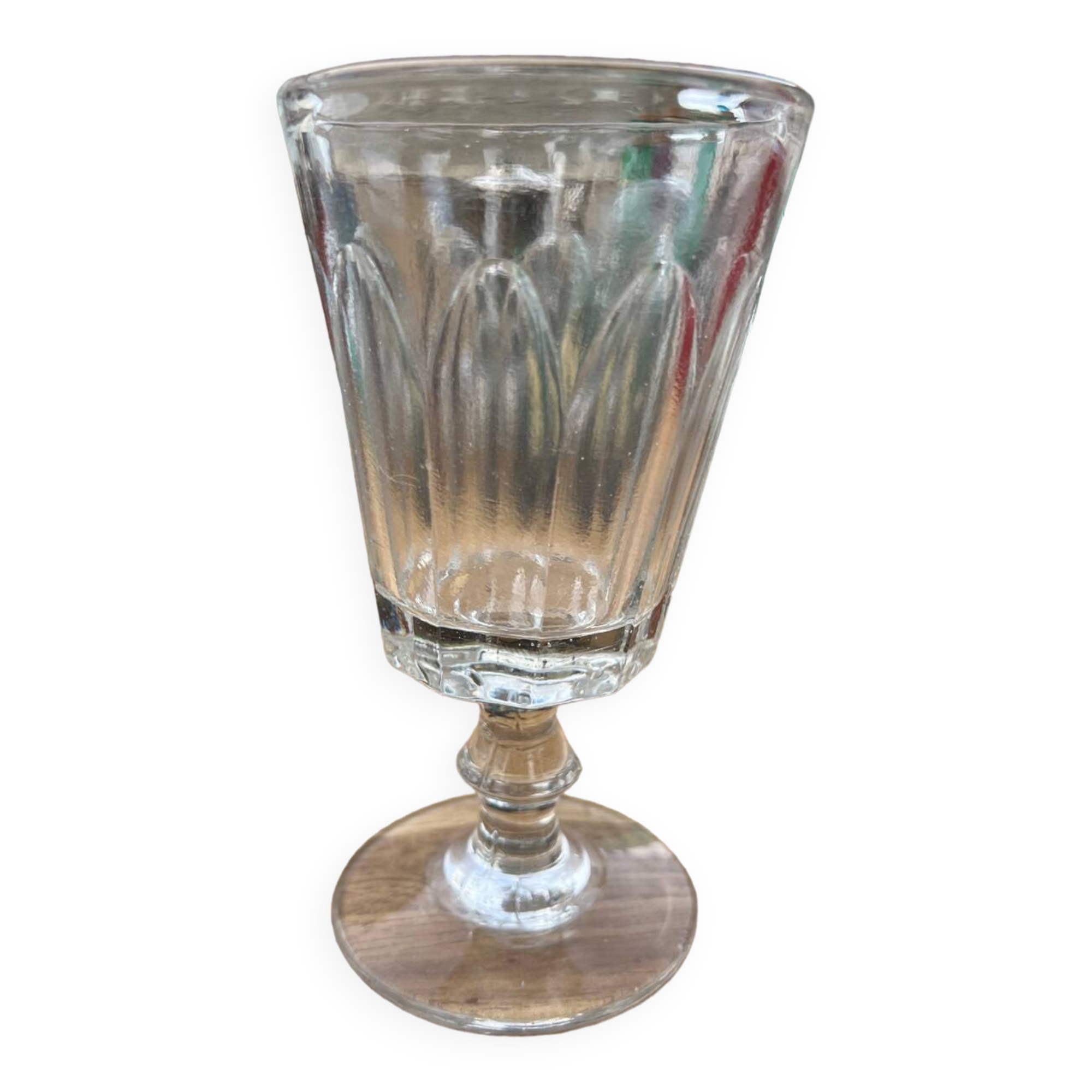 Verre à pied en cristal Baccarat non signé