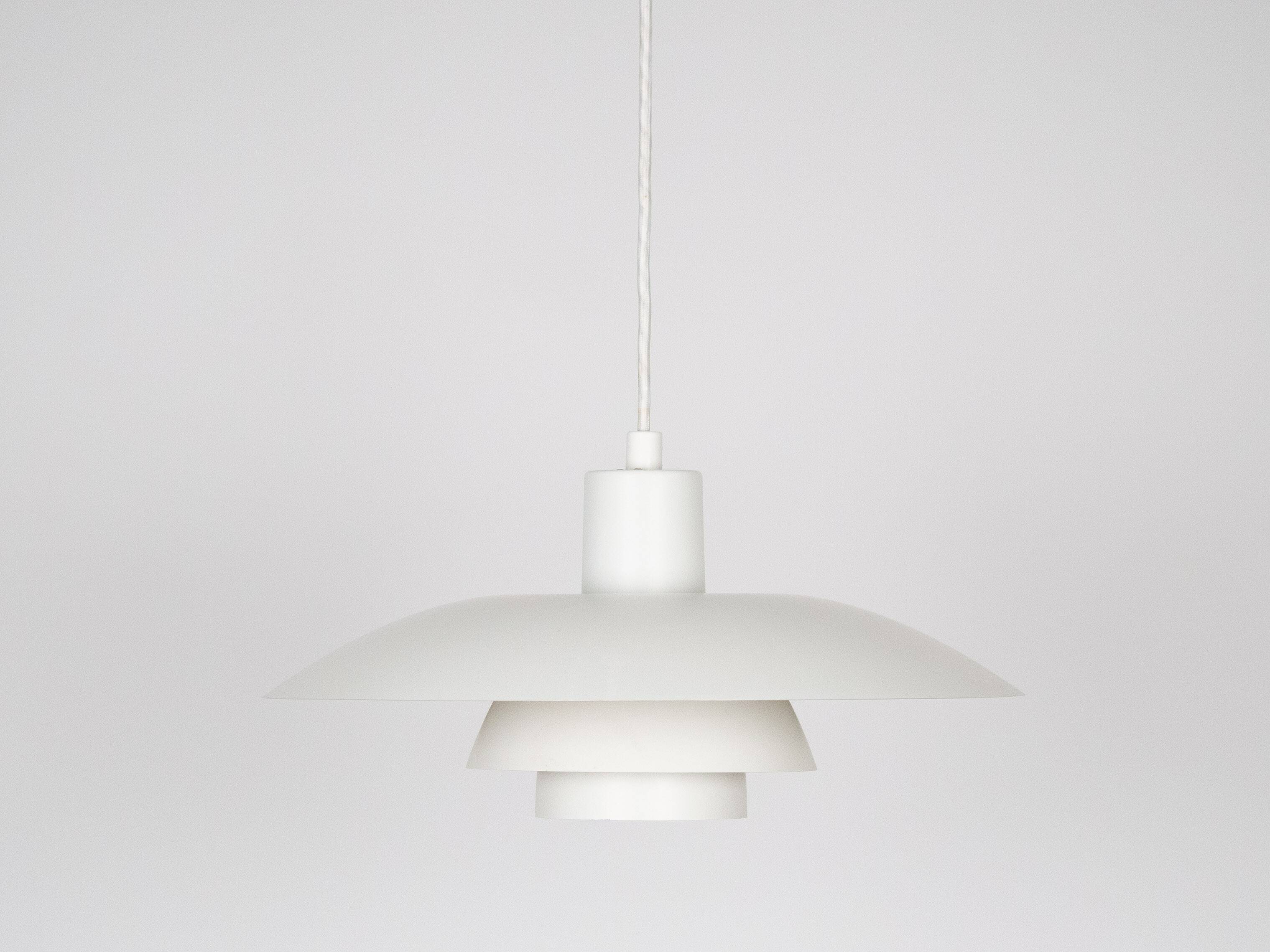 Suspension danoise PH 4/3 par Poul Henningsen, Louis Poulsen, 1966