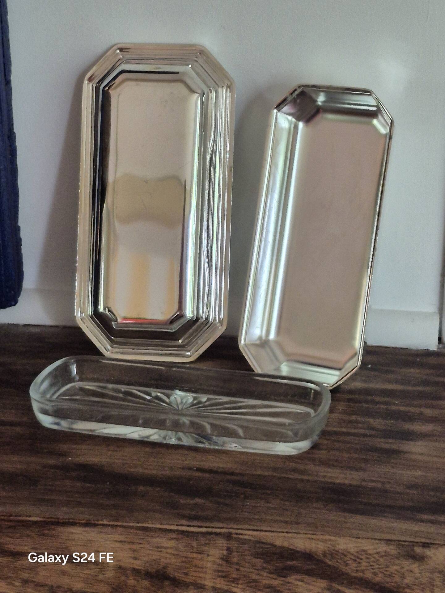 Metal butter dish