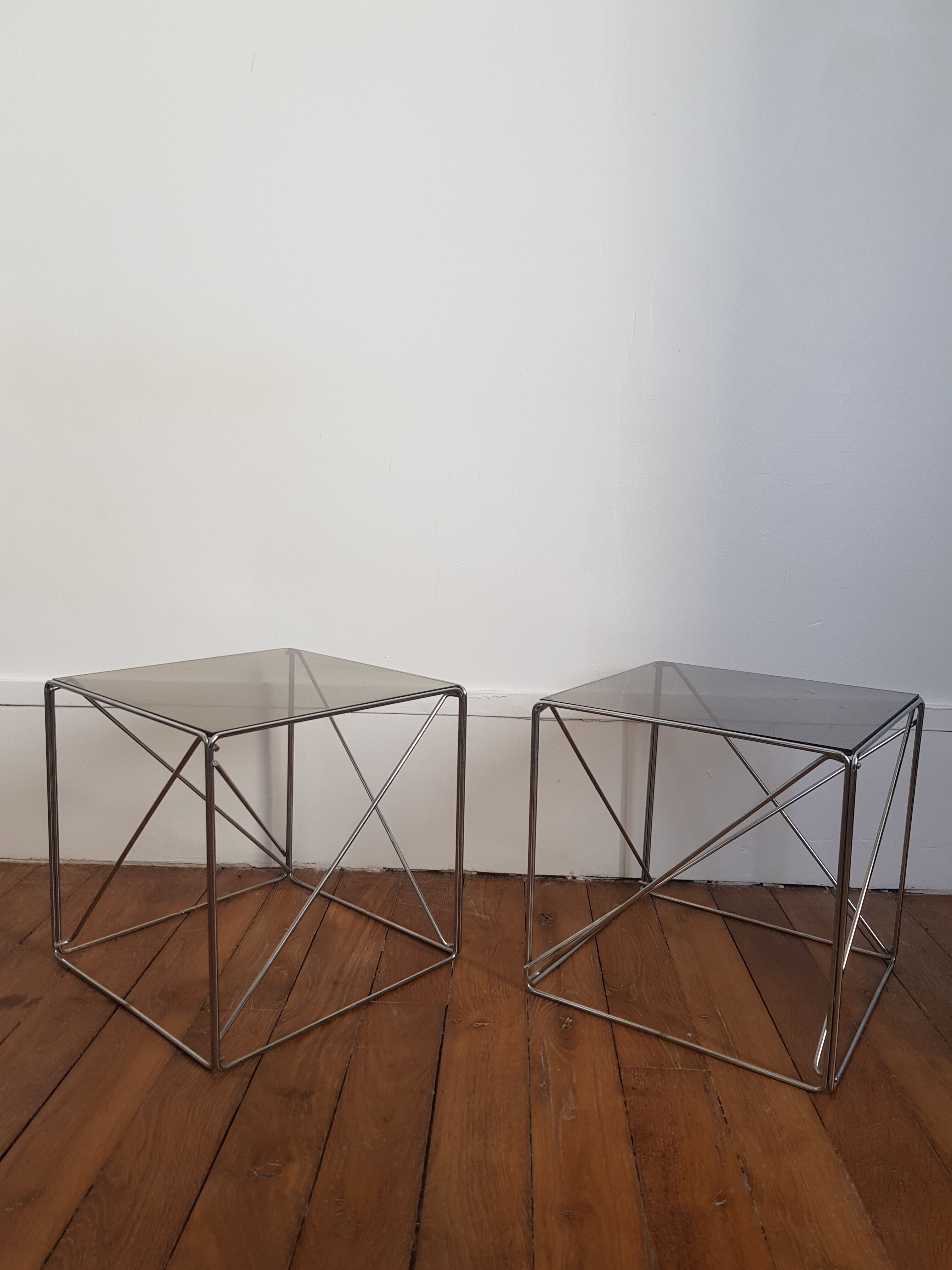 Model iscocèle coffee tables by Max Sauze