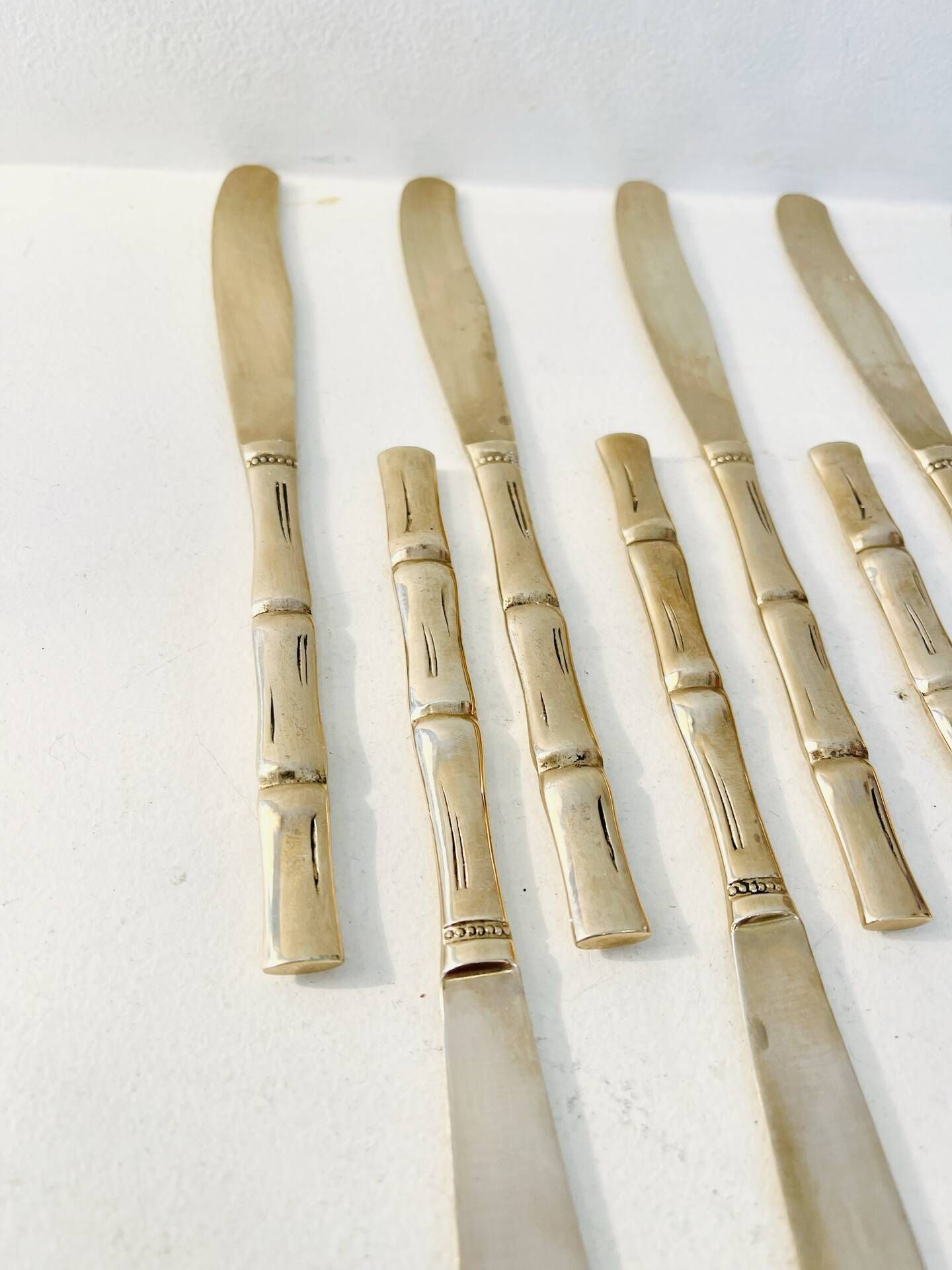 12 knives, Hollywood Regency - circa 1970